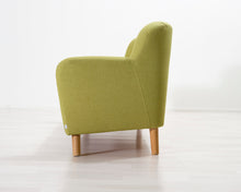 Lataa kuva Galleria-katseluun, 2,5-istuttava kangassohva vihreä
