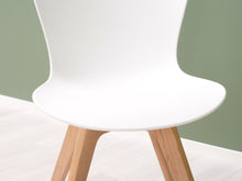 Lataa kuva Galleria-katseluun, BoConcept Adelaide tuoli valkoinen
