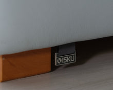 Lataa kuva Galleria-katseluun, Isku 2-istuttava nahkasohva vaaleansininen
