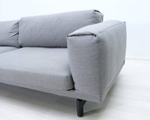 Lataa kuva Galleria-katseluun, Muuto Rest 3-istuttava kangassohva harmaa
