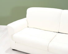 Ladda upp bild till gallerivisning, Natuzzi 2-istuttava nahkasohva valkoinen
