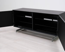 Lataa kuva Galleria-katseluun, Bang &amp; Olufsen laitekaappi musta

