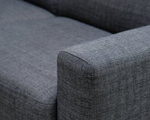 Lataa kuva Galleria-katseluun, 2-istuttava kangassohva harmaa
