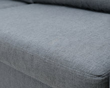 Lataa kuva Galleria-katseluun, Kuusilinna 3-istuttava kangassohva harmaa
