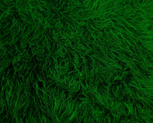 Load image into Gallery viewer, Vihreä lankamatto 170 x 220 cm
