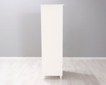 Load image into Gallery viewer, IKEA Hemnes kaappi valkoinen
