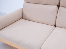Load image into Gallery viewer, Artek 555 Ben Af Schulten 2-istuttava sohva beige

