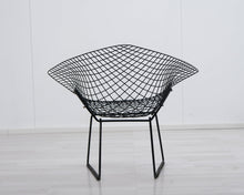 Lataa kuva Galleria-katseluun, Knoll Bertoia Diamond tuoli musta
