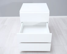 Load image into Gallery viewer, Muurame Kolmonen laatikosto
