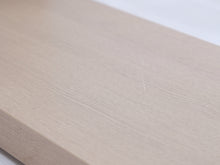 Ladda upp bild till gallerivisning, Natuzzi sohvapöytä lasilevyllä
