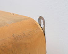 Load image into Gallery viewer, Puinen seinähylly
