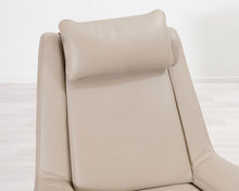 Load image into Gallery viewer, KLEA nahkanojatuoli beige
