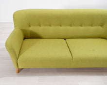 Lataa kuva Galleria-katseluun, 2,5-istuttava kangassohva vihreä
