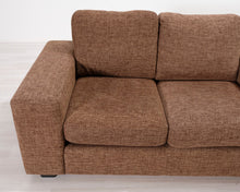 Lataa kuva Galleria-katseluun, 2-istuttava kangassohva ruskea
