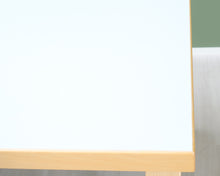 Load image into Gallery viewer, Artek 82A pöytä koivu / valkoinen
