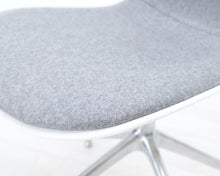 Load image into Gallery viewer, BoConcept Adelaide tuoli
