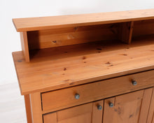 Lataa kuva Galleria-katseluun, Mayflower Furniture lipasto
