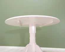 Load image into Gallery viewer, Pöytä vaaleanpunainen
