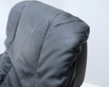 Lataa kuva Galleria-katseluun, Ekornes Stressless Reno nojatuoli ja rahi musta
