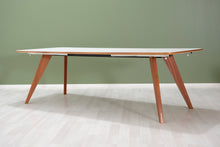Ladda upp bild till gallerivisning, Natuzzi 2-istuttava nahkasohva valkoinen
