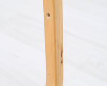 Load image into Gallery viewer, Artek 112A seinähylly

