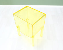 Ladda upp bild till gallerivisning, Kartell Small Ghost Buster sivupöytä keltainen
