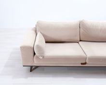 Load image into Gallery viewer, SoffaDirekt Stockholm 3-istuttava soffa beige
