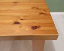 Lataa kuva Galleria-katseluun, IKEA ruokapöytä
