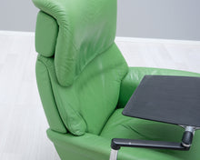Lataa kuva Galleria-katseluun, Ekornes Stressless nojatuoli ja rahi vihreä
