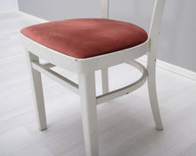 Lataa kuva Galleria-katseluun, Werner West Hugging Chair tuoli valkoinen
