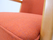 Ladda upp bild till gallerivisning, Vintage nojatuoli punainen
