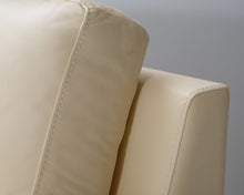 Load image into Gallery viewer, Natuzzi 3-istuttava nahkasohva kermanvalkoinen
