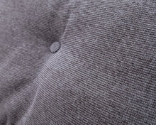 Lataa kuva Galleria-katseluun, 3-istuttava vuodesohva divaanilla harmaa
