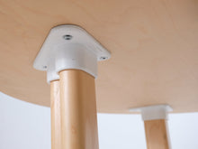 Load image into Gallery viewer, Artek H99 jatkettava ruokapöytä
