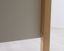 Ladda upp bild till gallerivisning, Artek työpöytä 60 x 180 cm koivu / valkoinen
