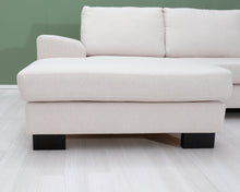 Load image into Gallery viewer, Asko BB 3-istuttava divaanisohva vaaleanbeige
