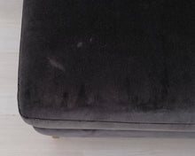 Lataa kuva Galleria-katseluun, Sofa Company 3-istuttava divaanisohva tummanharmaa
