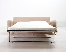 Lataa kuva Galleria-katseluun, Howard Luxor 3-istuttava vuodesohva vaaleanruskea
