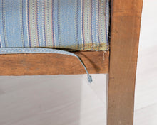 Load image into Gallery viewer, Antiikkinen 2-istuttava sohva raidallinen 1800-luku
