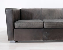 Load image into Gallery viewer, BoConcept 3-istuttava nahkasohva tummanruskea
