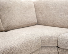Ladda upp bild till gallerivisning, Laulumaa 5-istuttava kulmasohva beige
