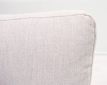 Load image into Gallery viewer, Baxter Andrew 3-istuttava kangassohva beige
