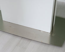 Load image into Gallery viewer, BoConcept ruokapöytä lasilevyllä valkoinen

