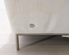 Lataa kuva Galleria-katseluun, Natuzzi 2-istuttava kangassohva valkoinen
