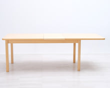 Ladda upp bild till gallerivisning, Varjosen Puunjalostus jatkettava koivupöytä 176–220 x 90 cm
