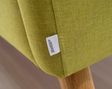 Lataa kuva Galleria-katseluun, 2,5-istuttava kangassohva vihreä
