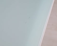 Load image into Gallery viewer, Ruokapöytä lasilevyllä
