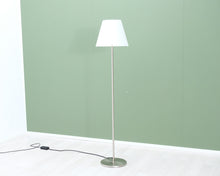Load image into Gallery viewer, Virginia lattiavalaisin 160 cm
