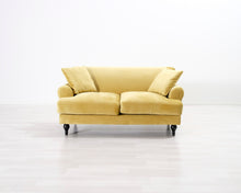 Lataa kuva Galleria-katseluun, 2-istuttava kangassohva keltainen
