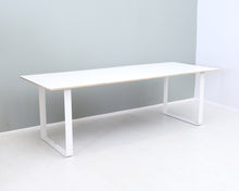 Load image into Gallery viewer, Muuto 70/70 pöytä
